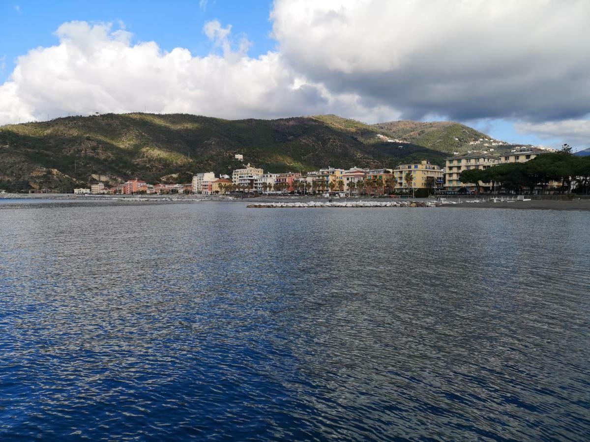 Ferienwohnung Raggio Di Sole Sestri Levante Exterior foto